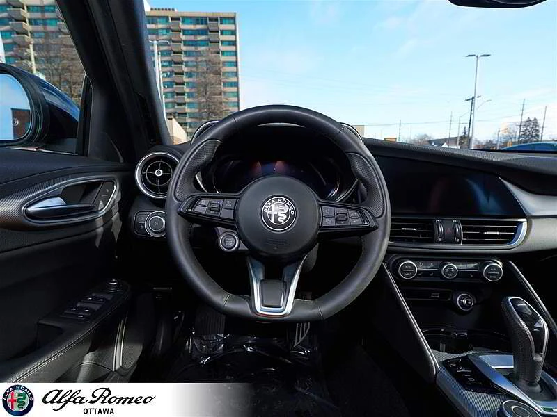 Alfa Romeo Giulia FACE| �� ��������| Q4 | Mobile.bg � ����������� 12