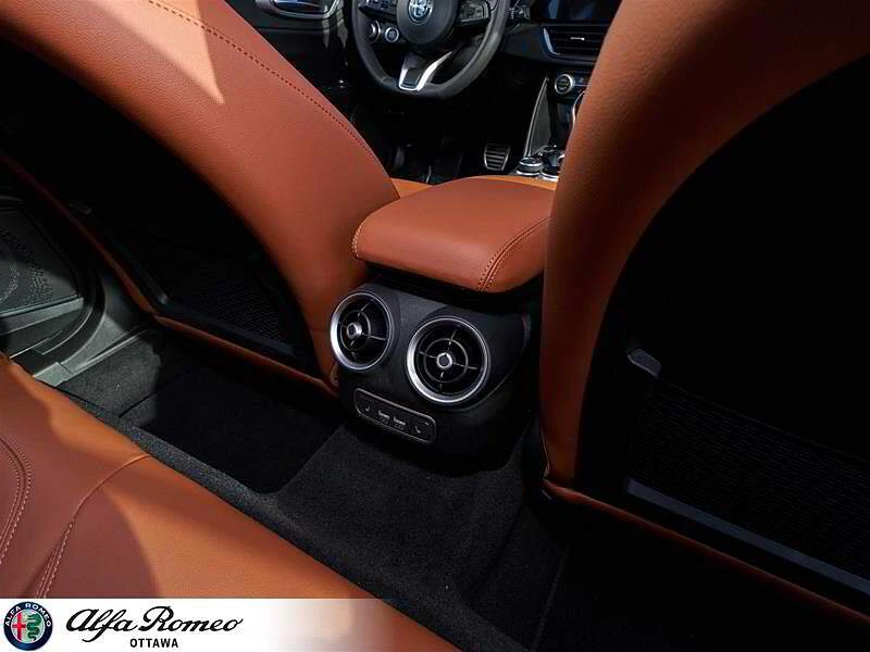 Alfa Romeo Giulia FACE| �� ��������| Q4 | Mobile.bg � ����������� 15
