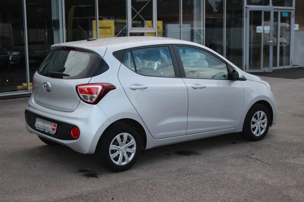 Hyundai I10 1.0I - изображение 3