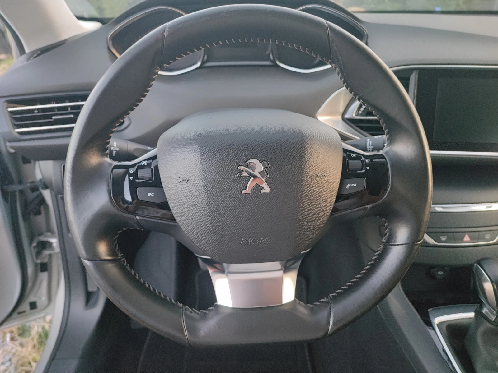 Peugeot 308 1.2 e-THP Style - изображение 10