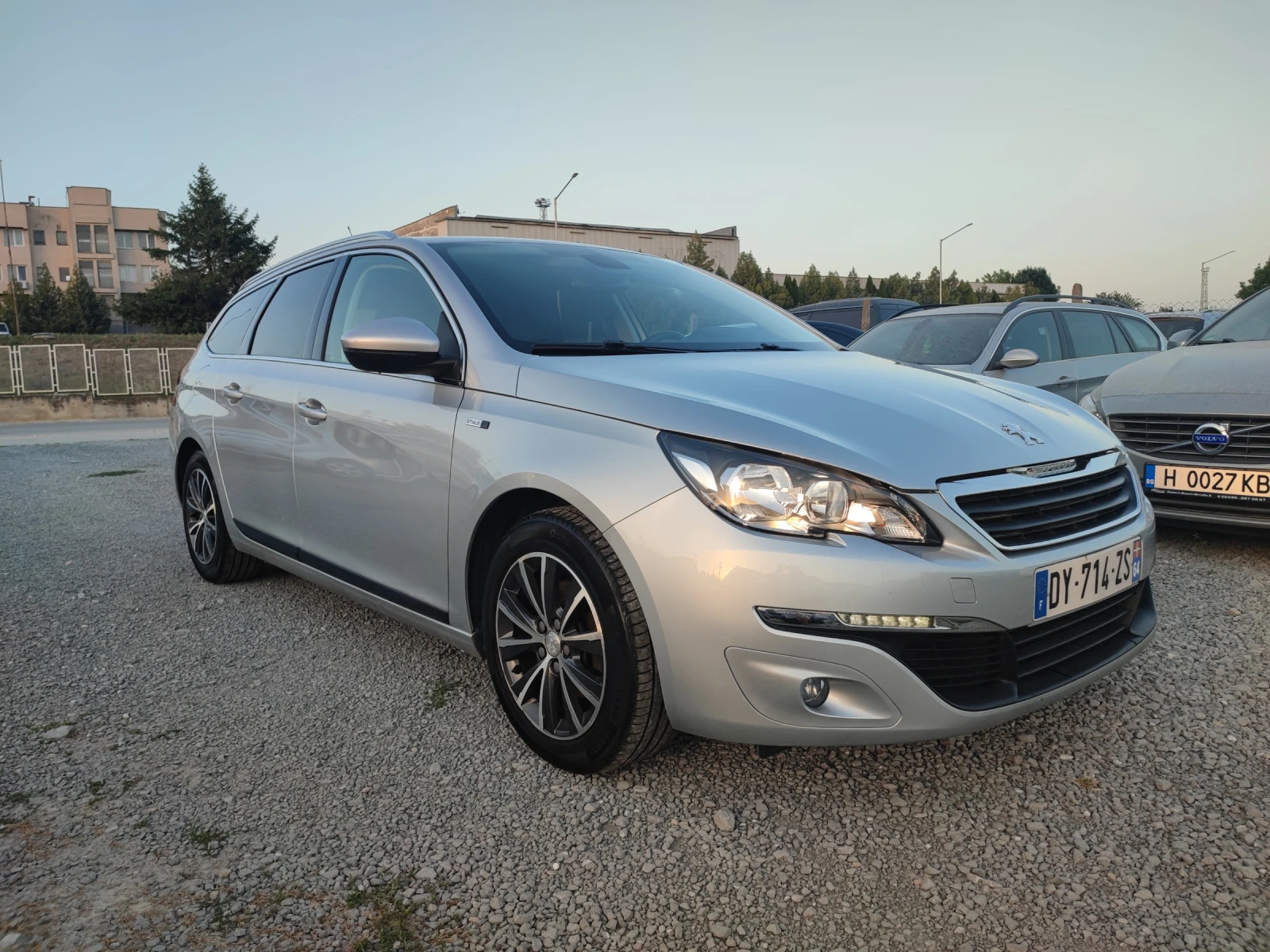 Peugeot 308 1.2 e-THP Style - изображение 3