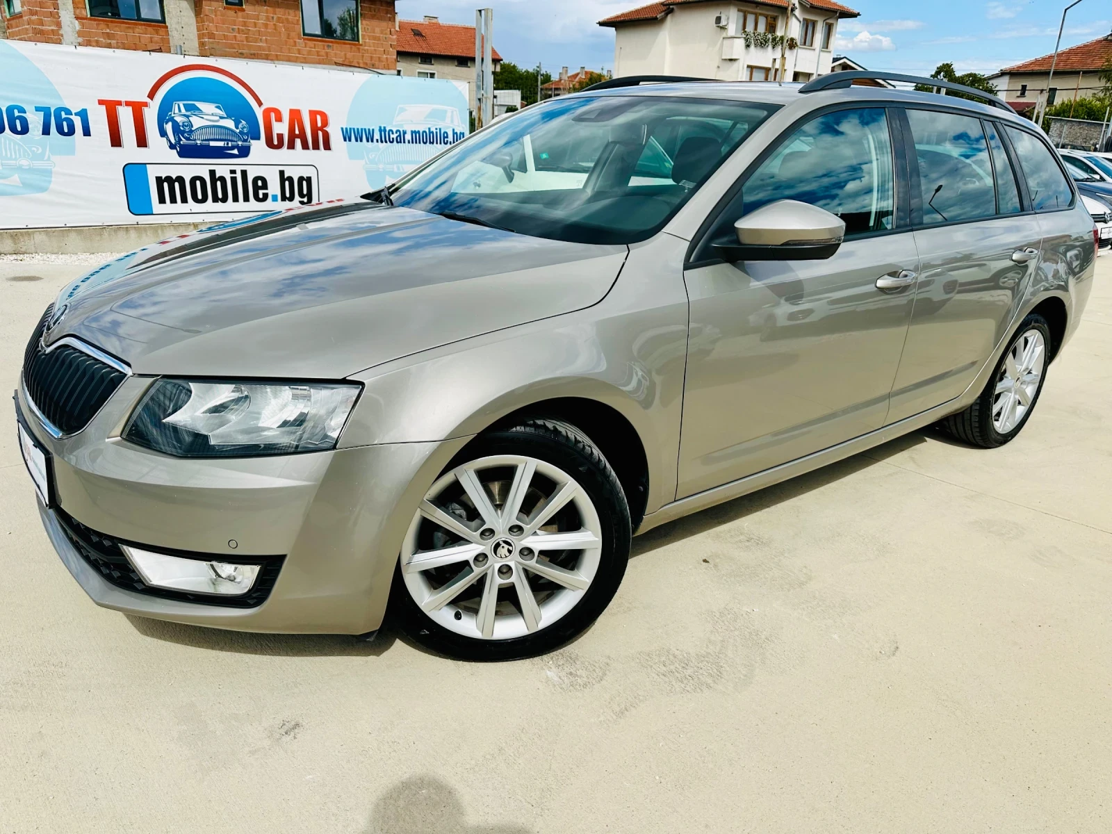 Skoda Octavia 1.4 G-TEC 110к. Навигация! Keyless EURO 6B - [1] 