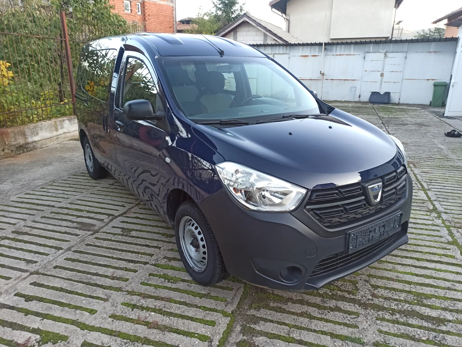Dacia Dokker 1.6 EURO 6c 4+ 1 start/stop | Mobile.bg — изображение 1
