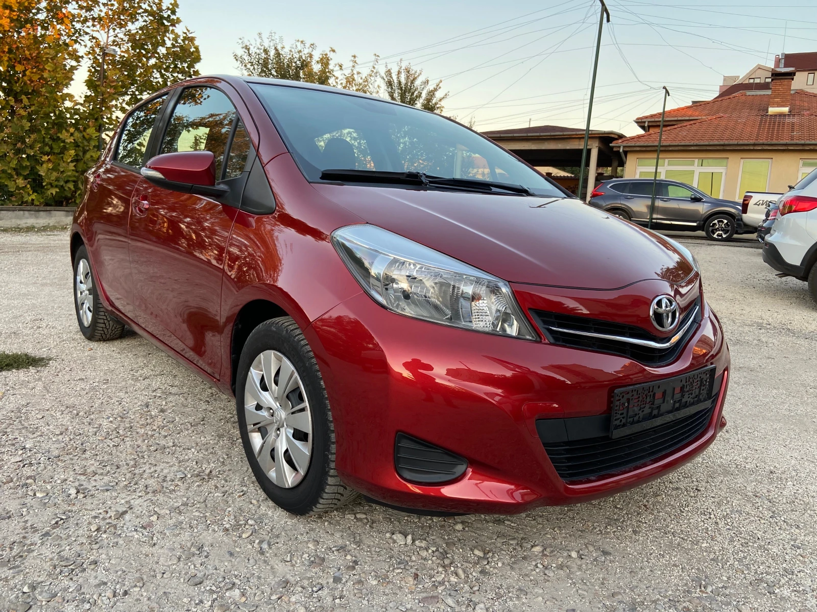 Toyota Yaris 1.3I Камера Швейцария - изображение 7