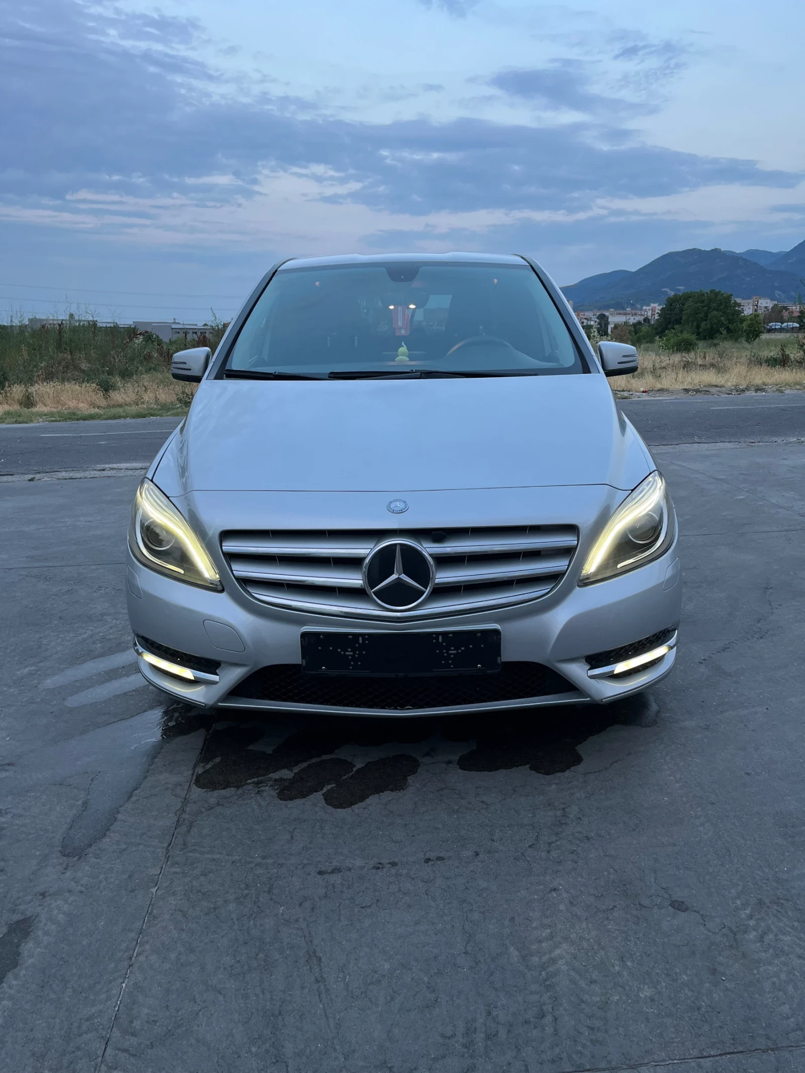 Mercedes-Benz B 180  - изображение 8