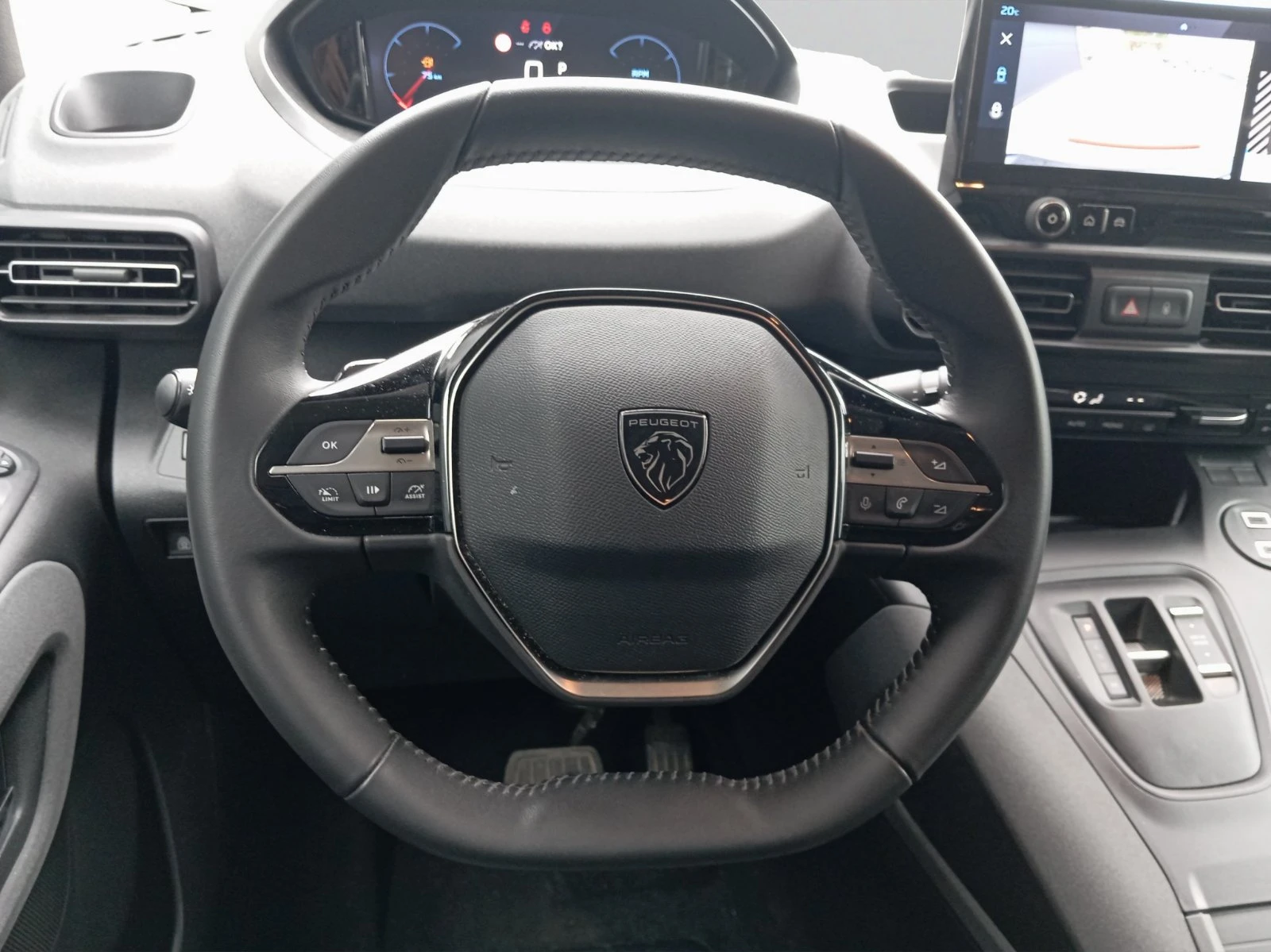 Peugeot Rifter MCA MPV Long ALLURE 1.5 BlueHDI 130 EAT8 S&S E6.4 - изображение 10