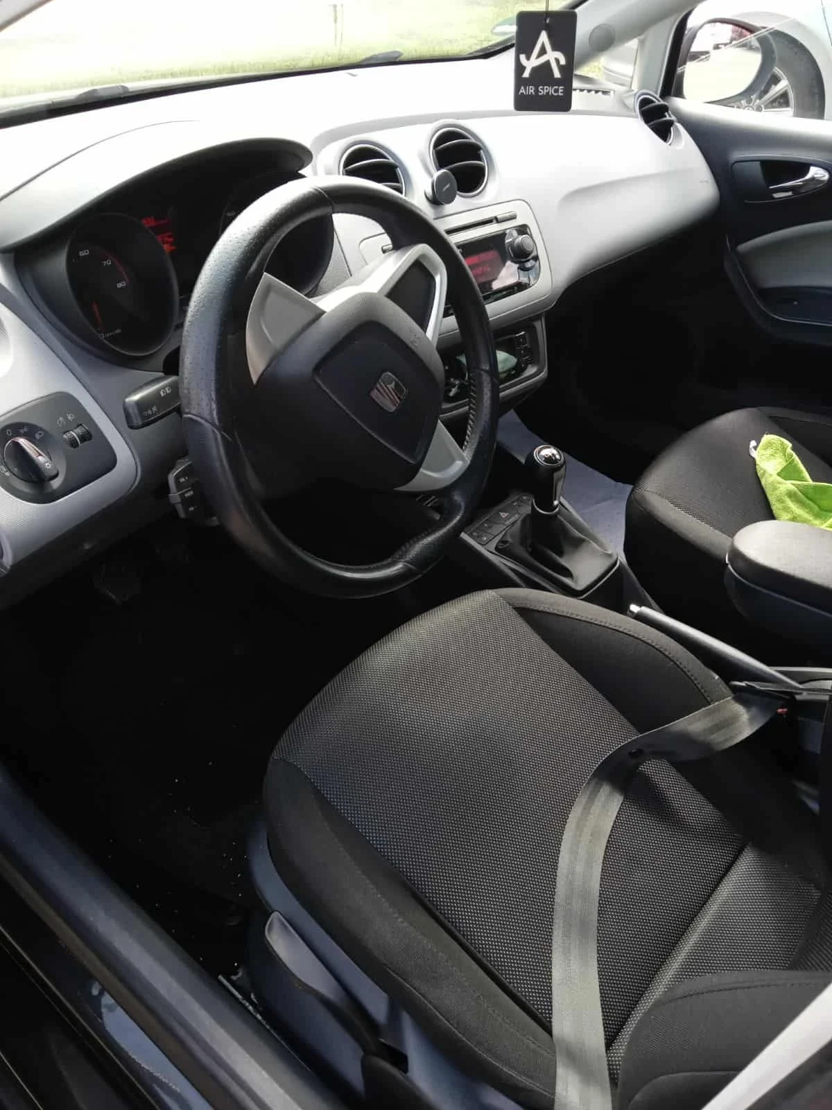Seat Ibiza  - изображение 6