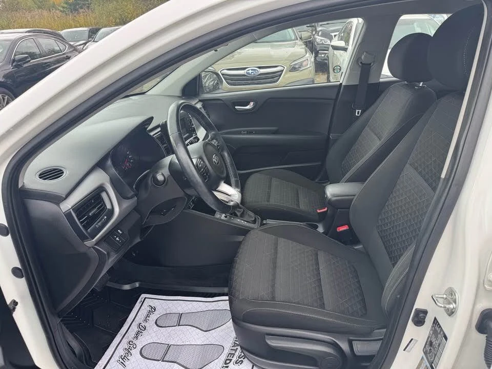 Kia Rio * АВТО КРЕДИТ* ЦЕНА ДО БГ * СЕРВИЗНА ИСТОРИЯ *  - изображение 7