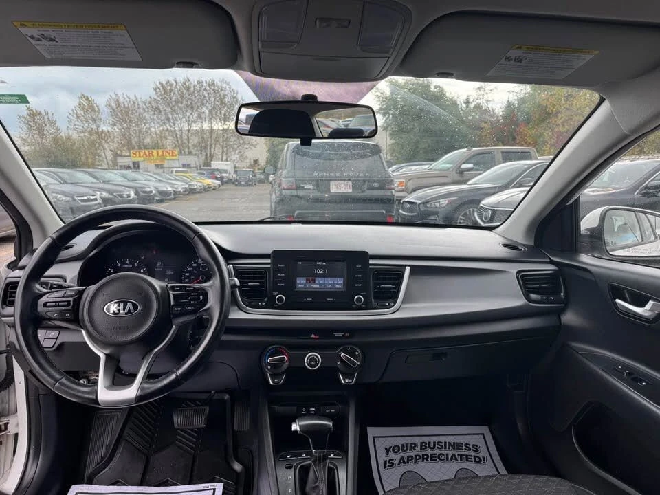 Kia Rio * АВТО КРЕДИТ* ЦЕНА ДО БГ * СЕРВИЗНА ИСТОРИЯ *  - изображение 8