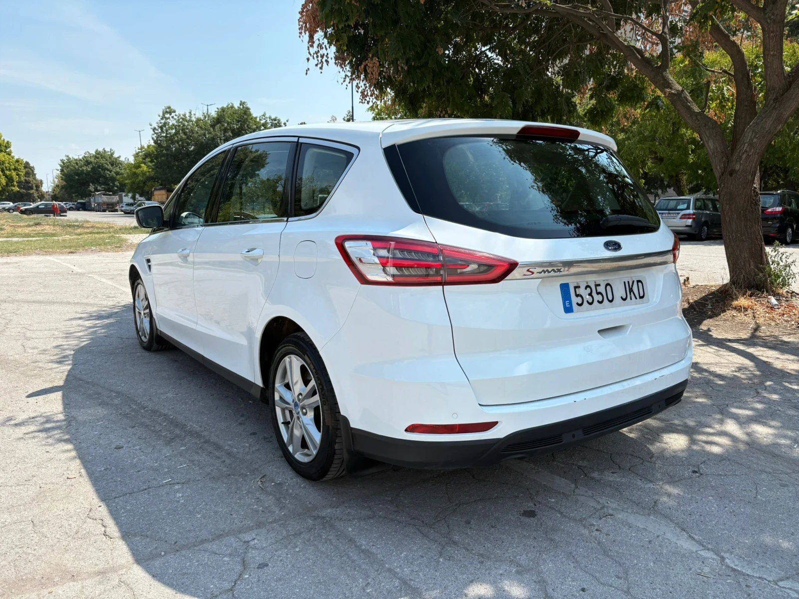 Ford S-Max Titanium 2.0 TDCI 2015 - изображение 3