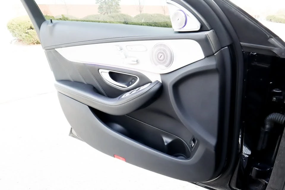 Mercedes-Benz C 63 AMG S BUCKET SEATS * * CARFAX * * ���������� * *  | Mobile.bg � ����������� 17