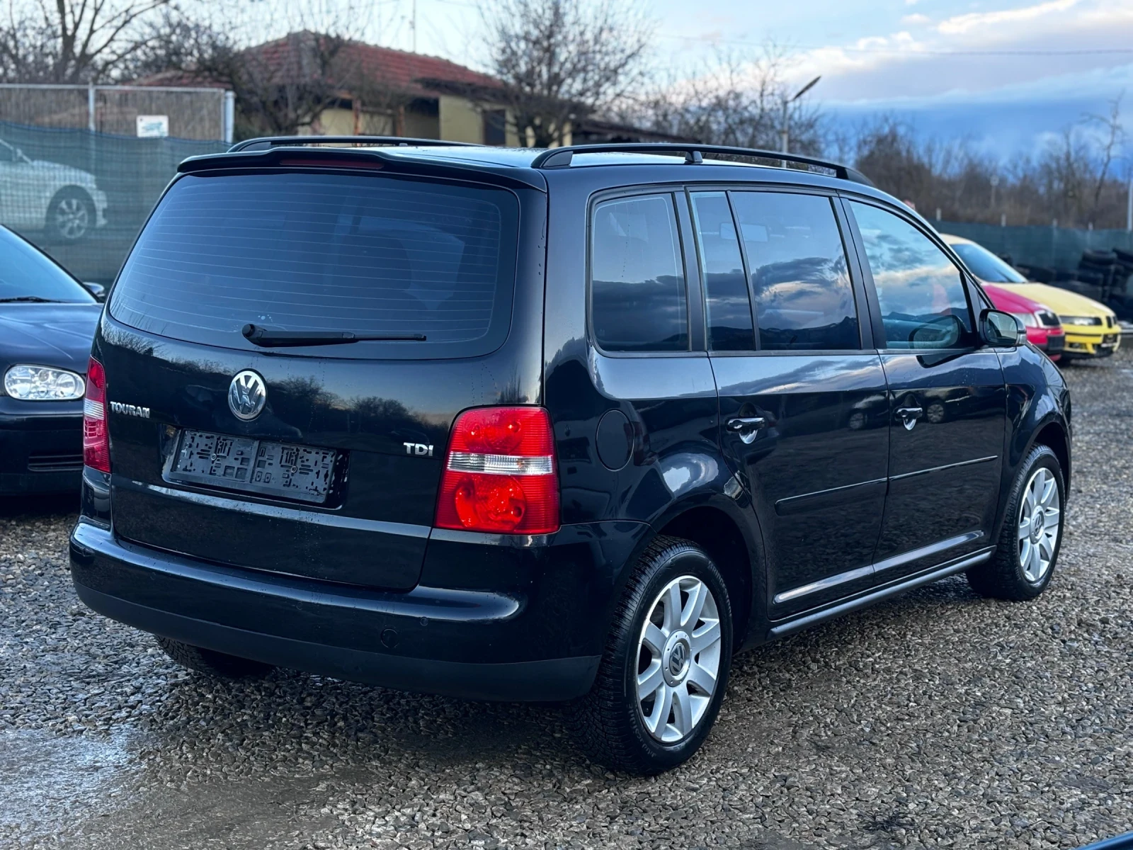 VW Touran 1.9 TDi 105 - изображение 6