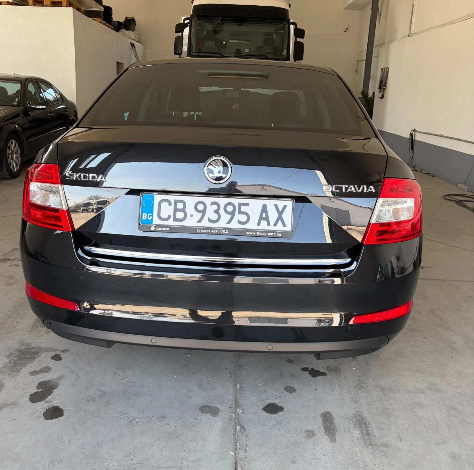 Skoda Octavia 2.0 TDI, снимка 10 - Автомобили и джипове - 53750864