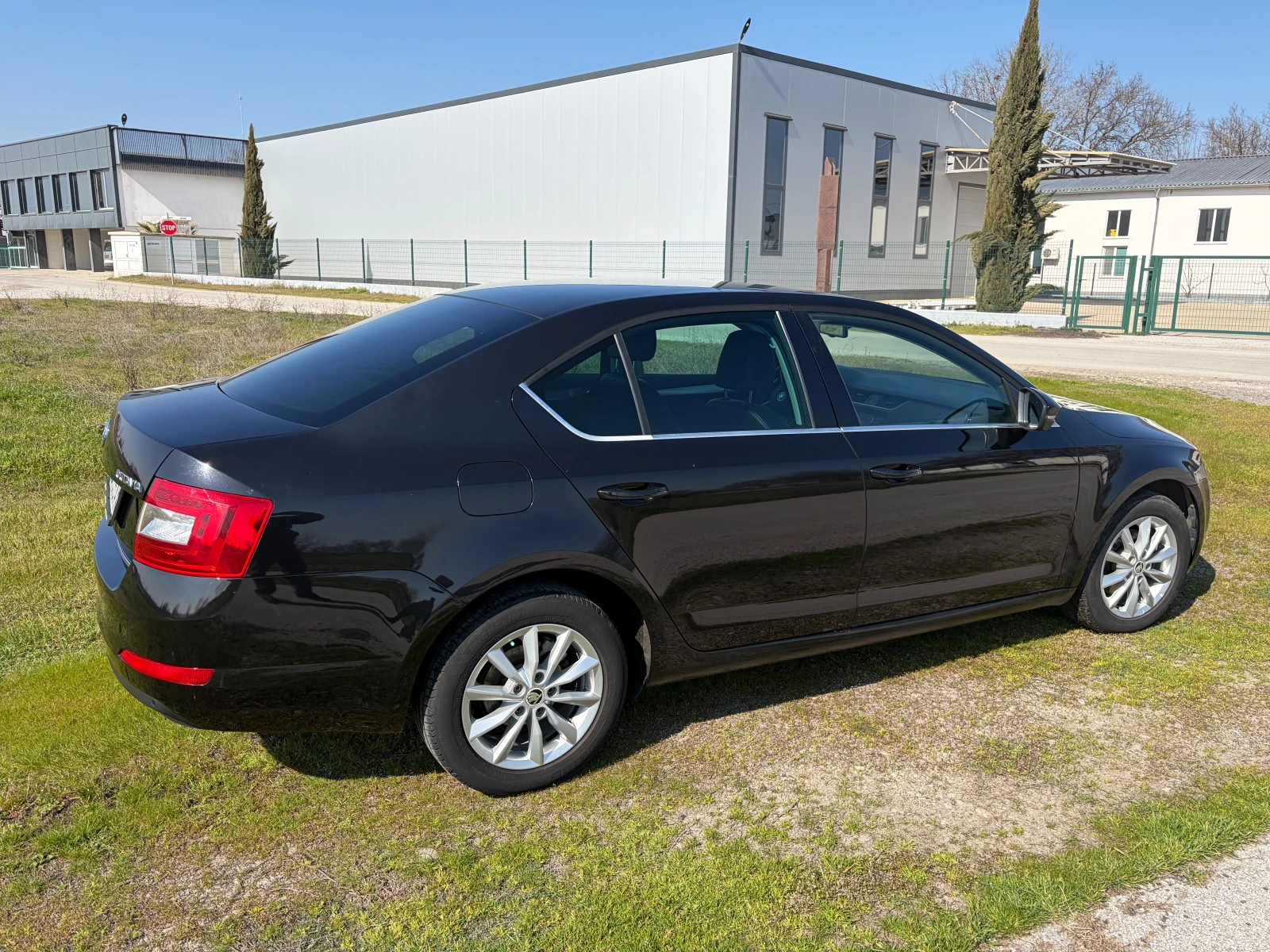 Skoda Octavia 2.0 TDI, снимка 3 - Автомобили и джипове - 53750864