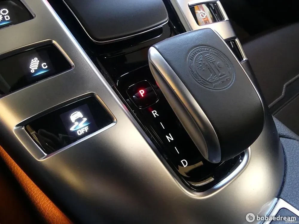 Mercedes-Benz GT 43 AMG / 4MATIC+ / FULL, снимка 13 - Автомобили и джипове - 54314462