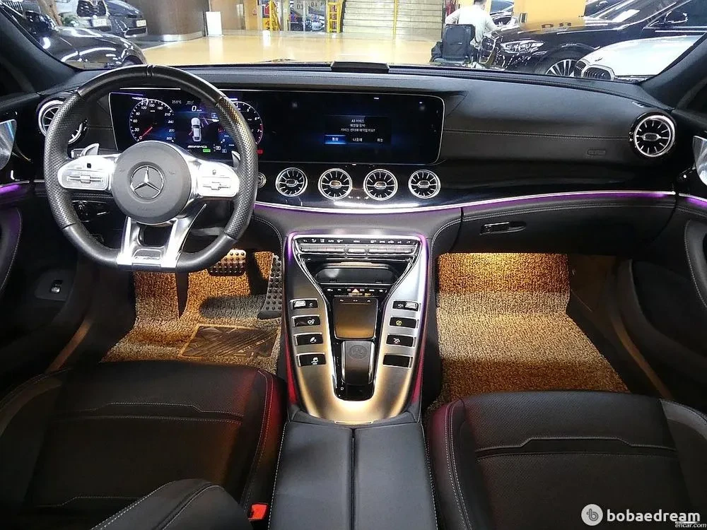 Mercedes-Benz GT 43 AMG / 4MATIC+ / FULL, снимка 7 - Автомобили и джипове - 54314462