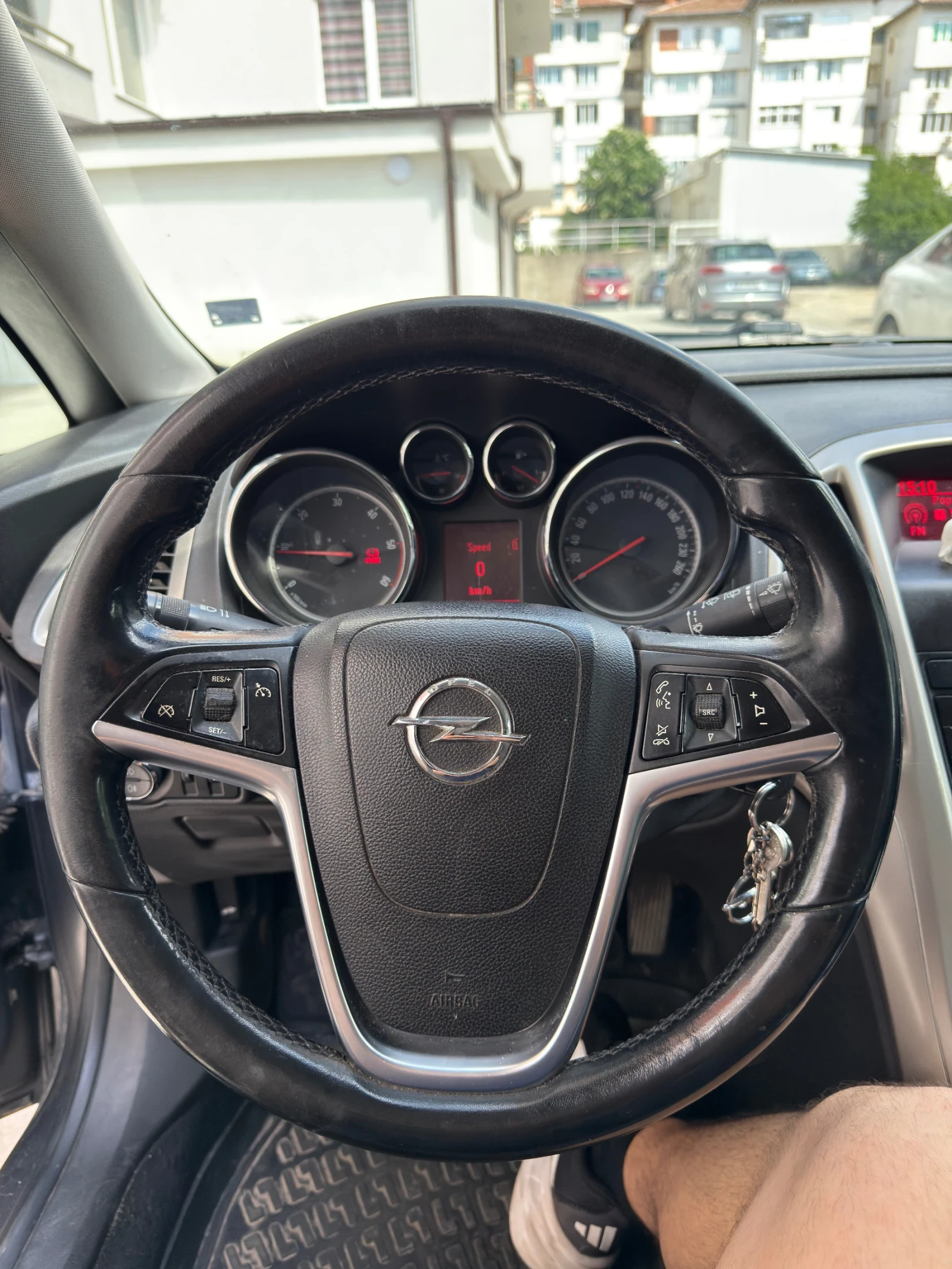Opel Astra 1.7 CDTI, снимка 9 - Автомобили и джипове - 54640806