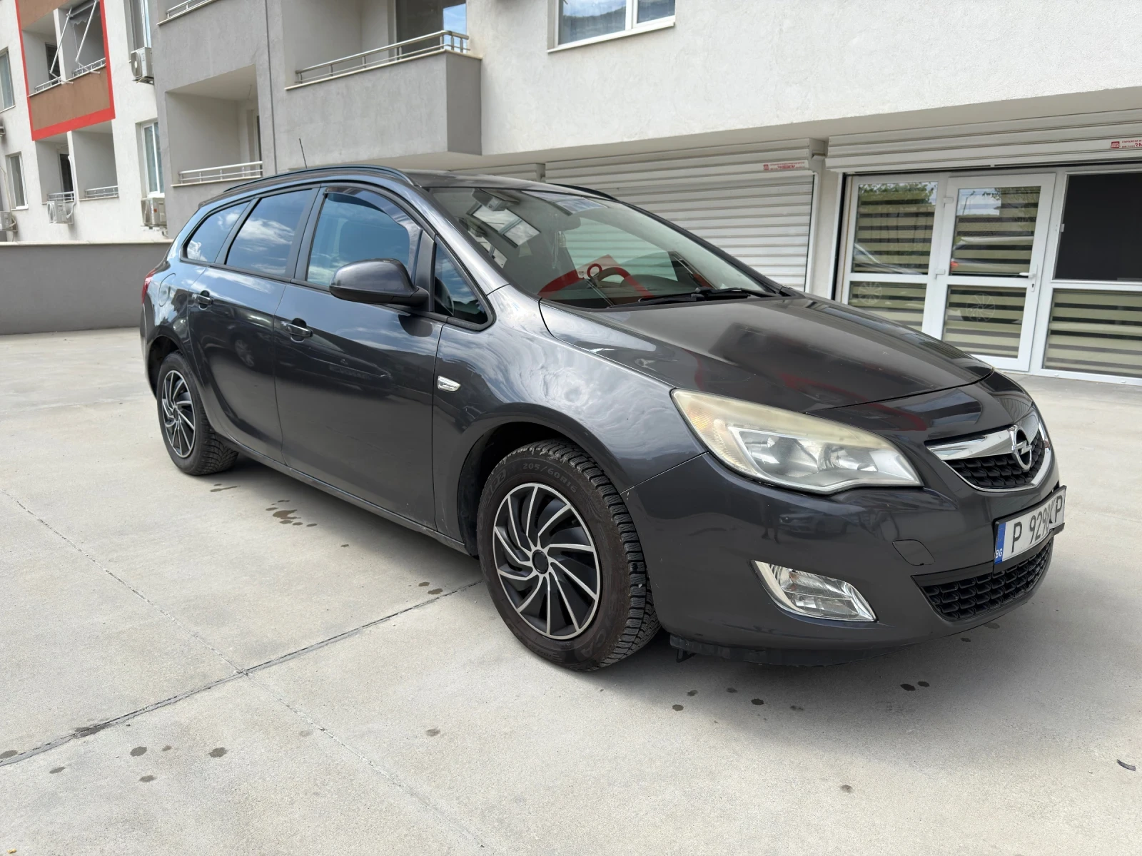 Opel Astra 1.7 CDTI, снимка 3 - Автомобили и джипове - 54640806