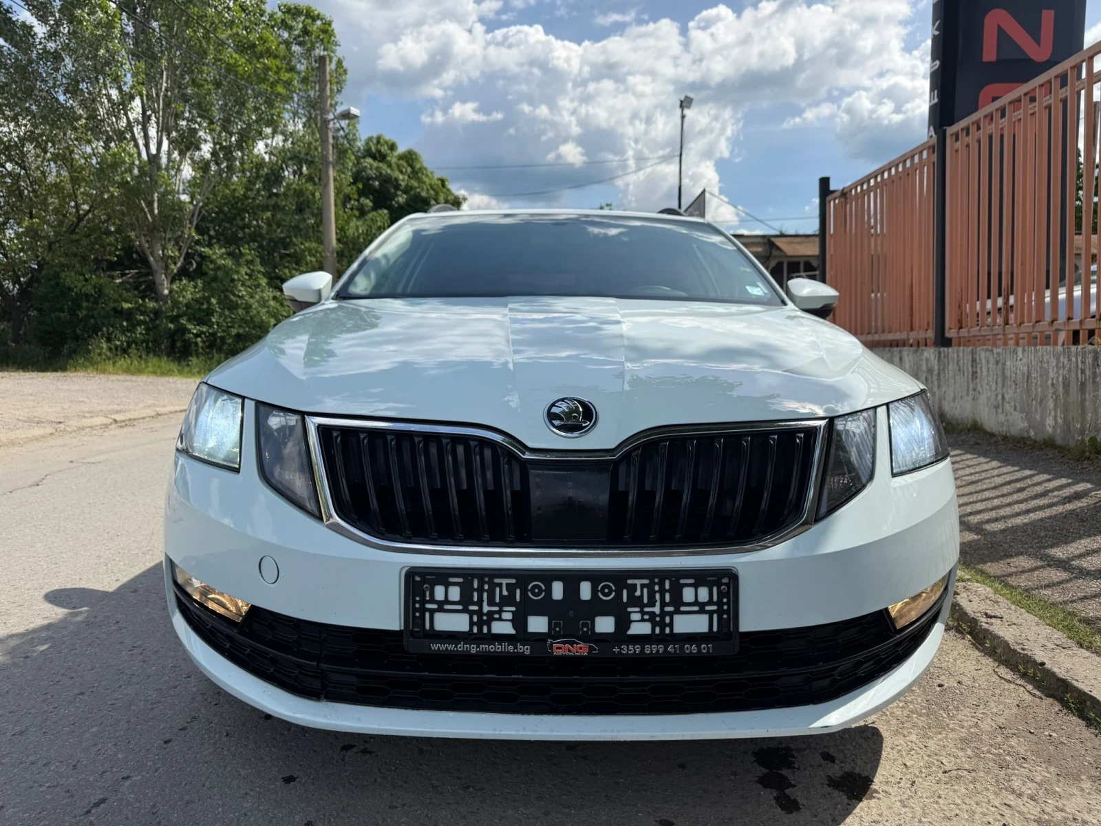Skoda Octavia 2, 000TDI/DSG/EURO6, снимка 3 - Автомобили и джипове - 54671607