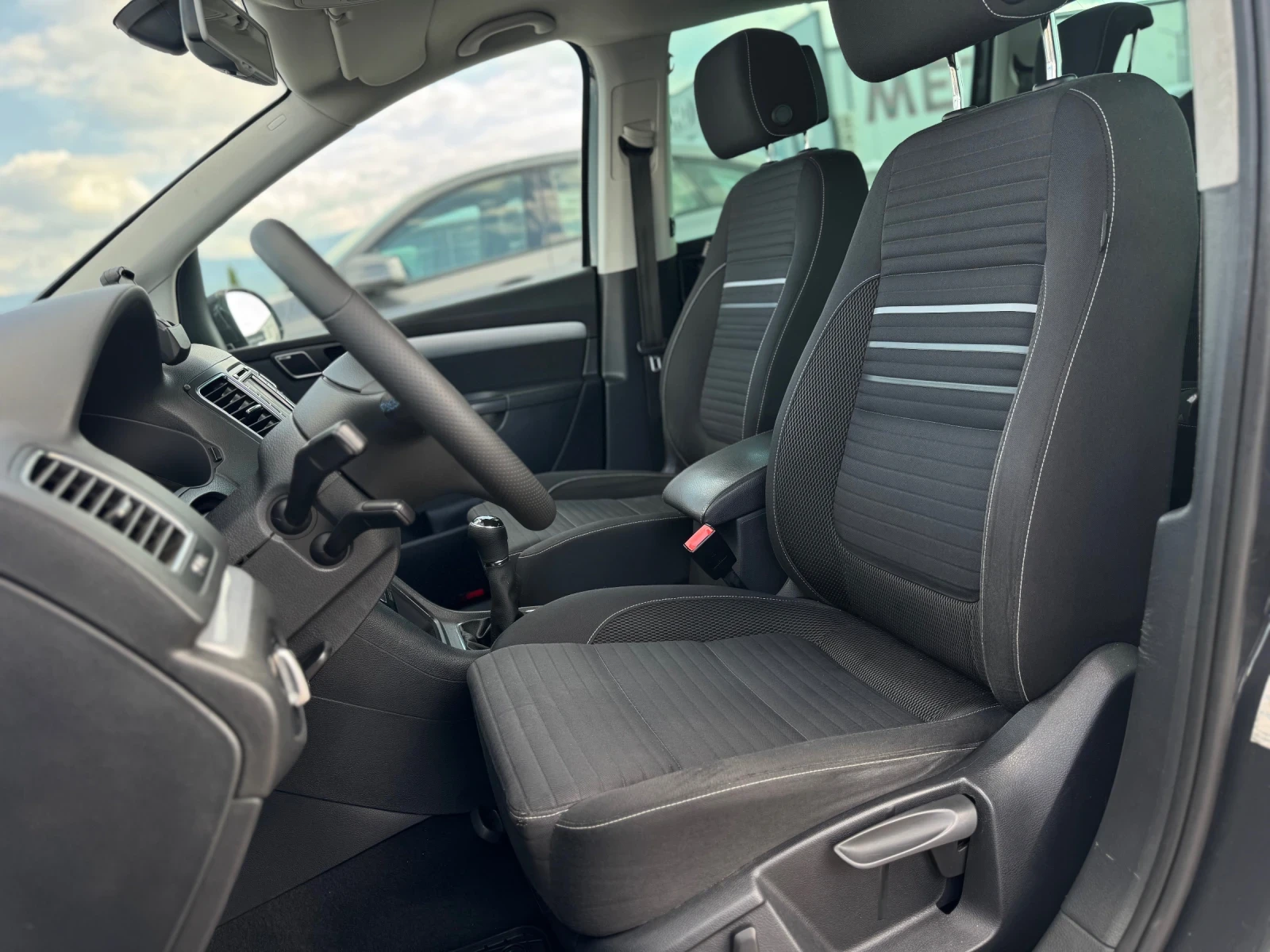VW Sharan 2.0TDI CUB 6+ 1, снимка 9 - Автомобили и джипове - 54791047