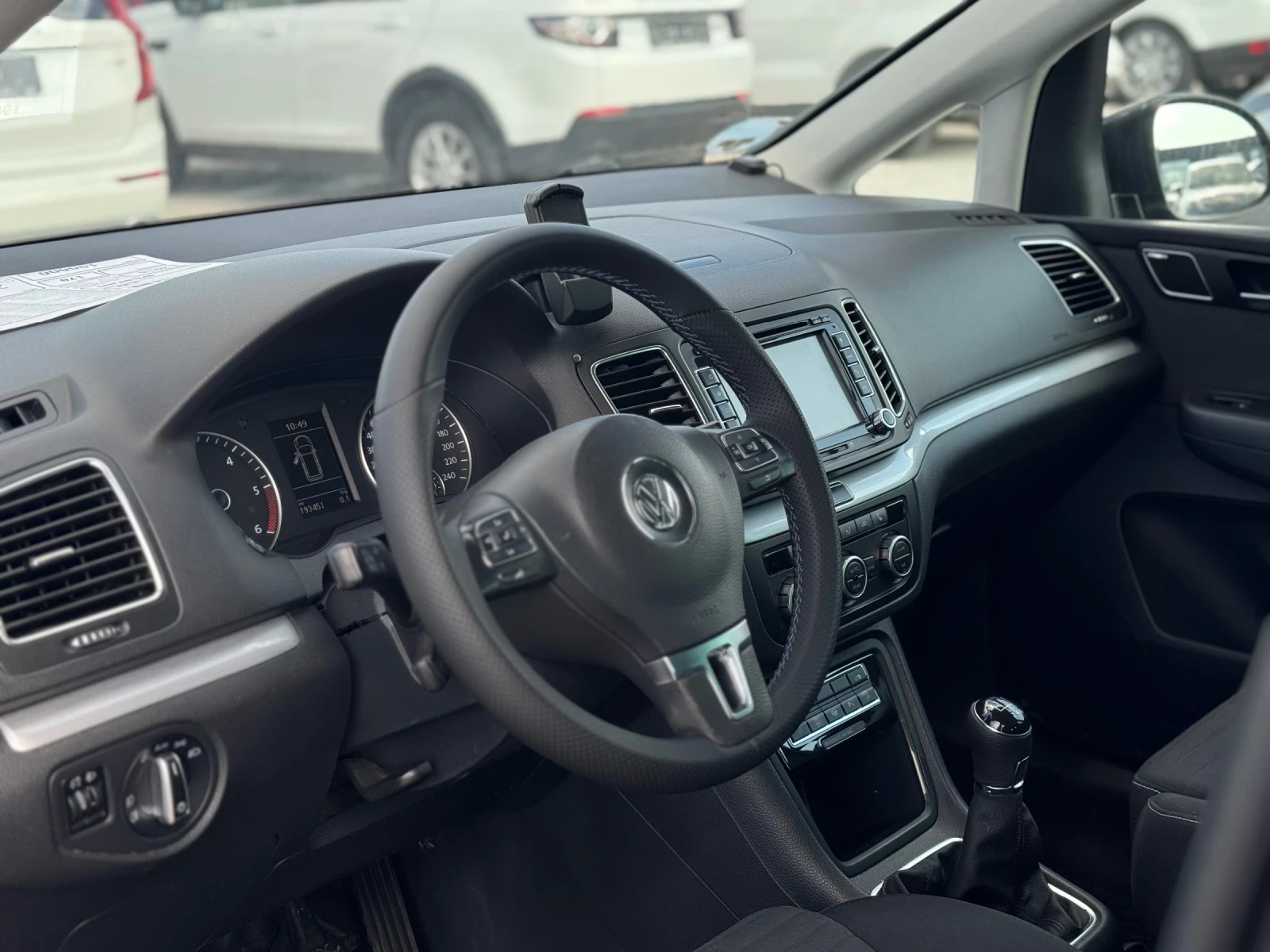 VW Sharan 2.0TDI CUB 6+ 1, снимка 7 - Автомобили и джипове - 54791047