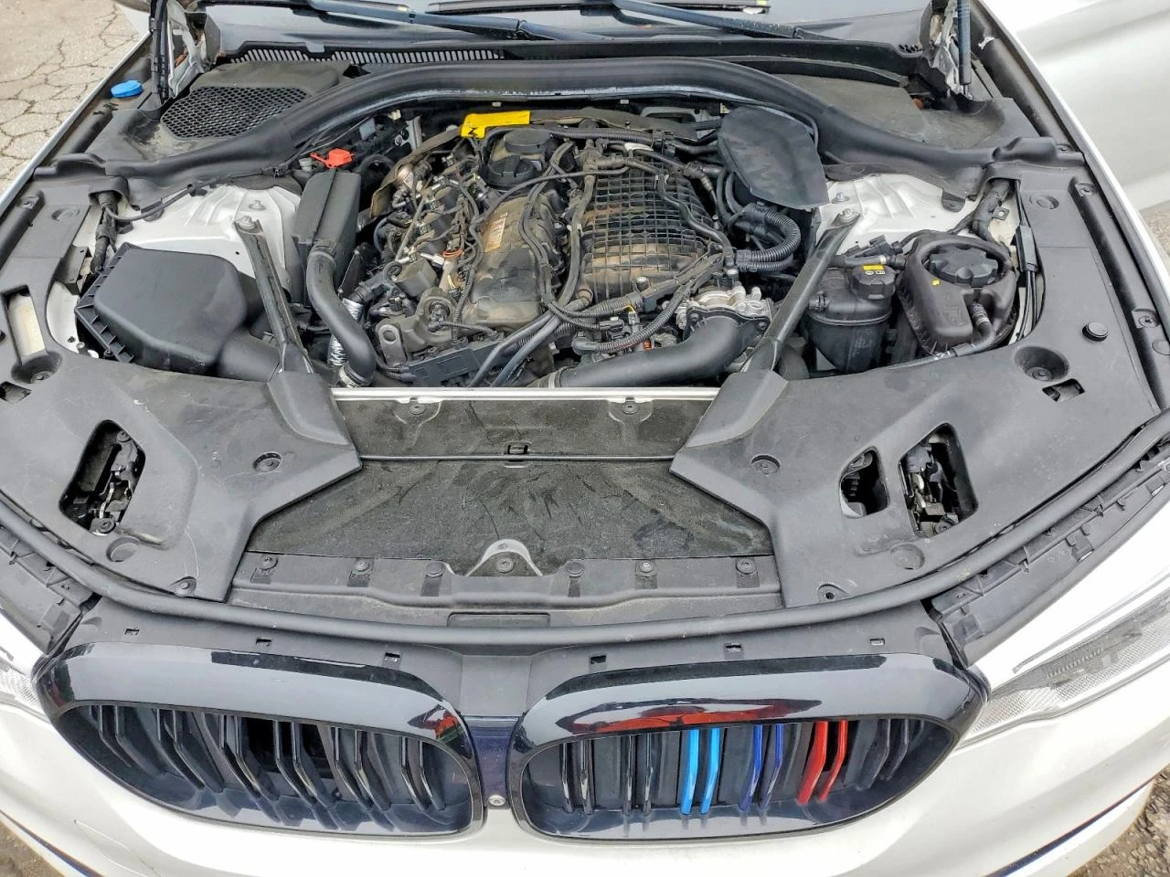 BMW 540 FULL, снимка 11 - Автомобили и джипове - 54864458