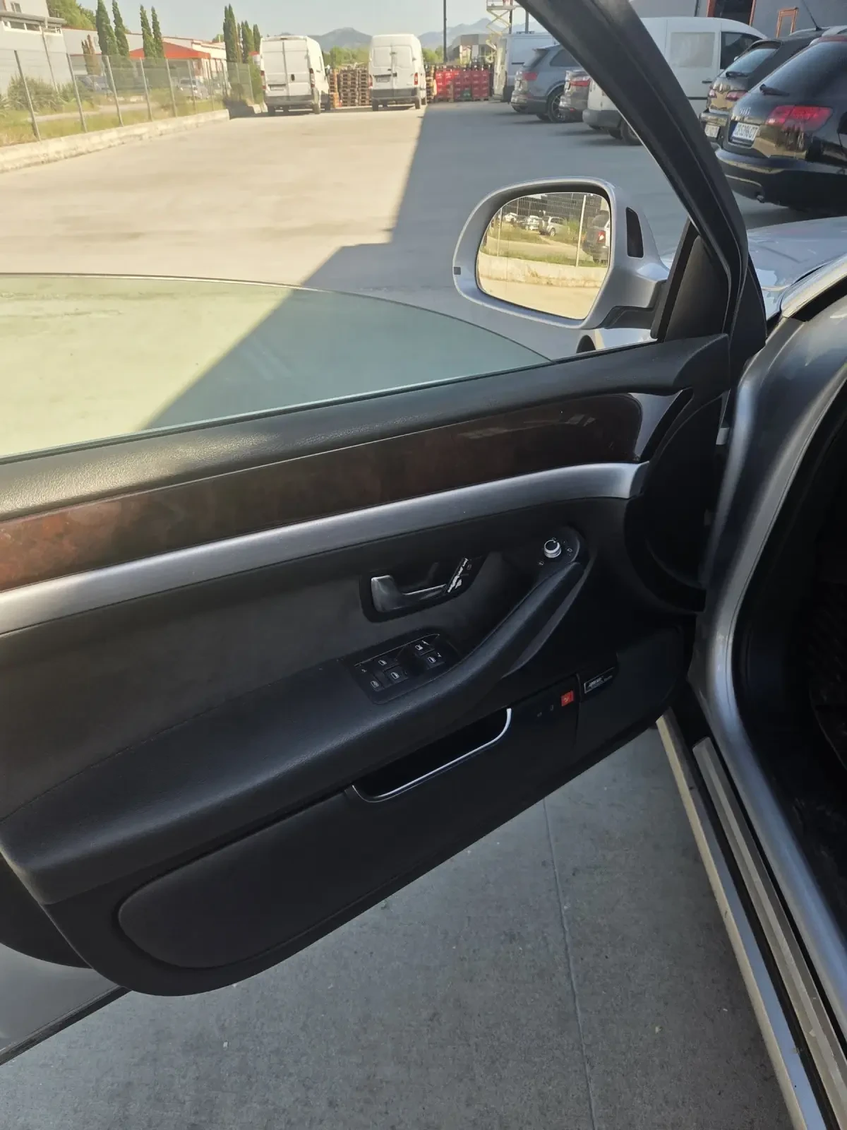 Audi A8, снимка 14 - Автомобили и джипове - 55291856