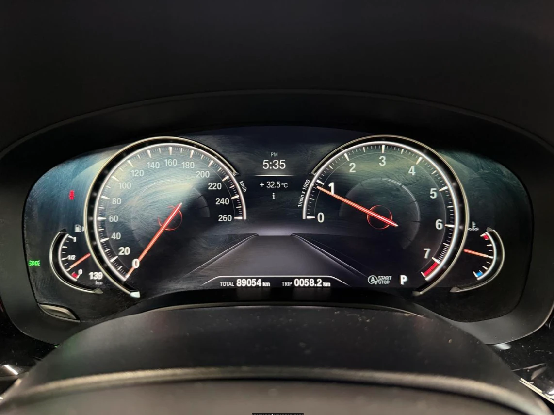 BMW 540 M-sport HUD HK audio, снимка 7 - Автомобили и джипове - 55346920