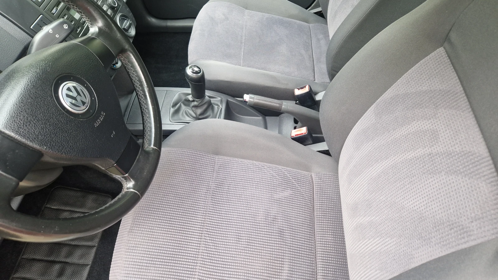 VW Polo 1.9TDI.101k.c, снимка 8 - Автомобили и джипове - 55408479