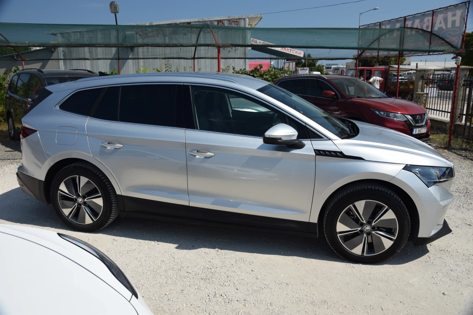 Skoda Enyaq 80, снимка 8 - Автомобили и джипове - 55802768