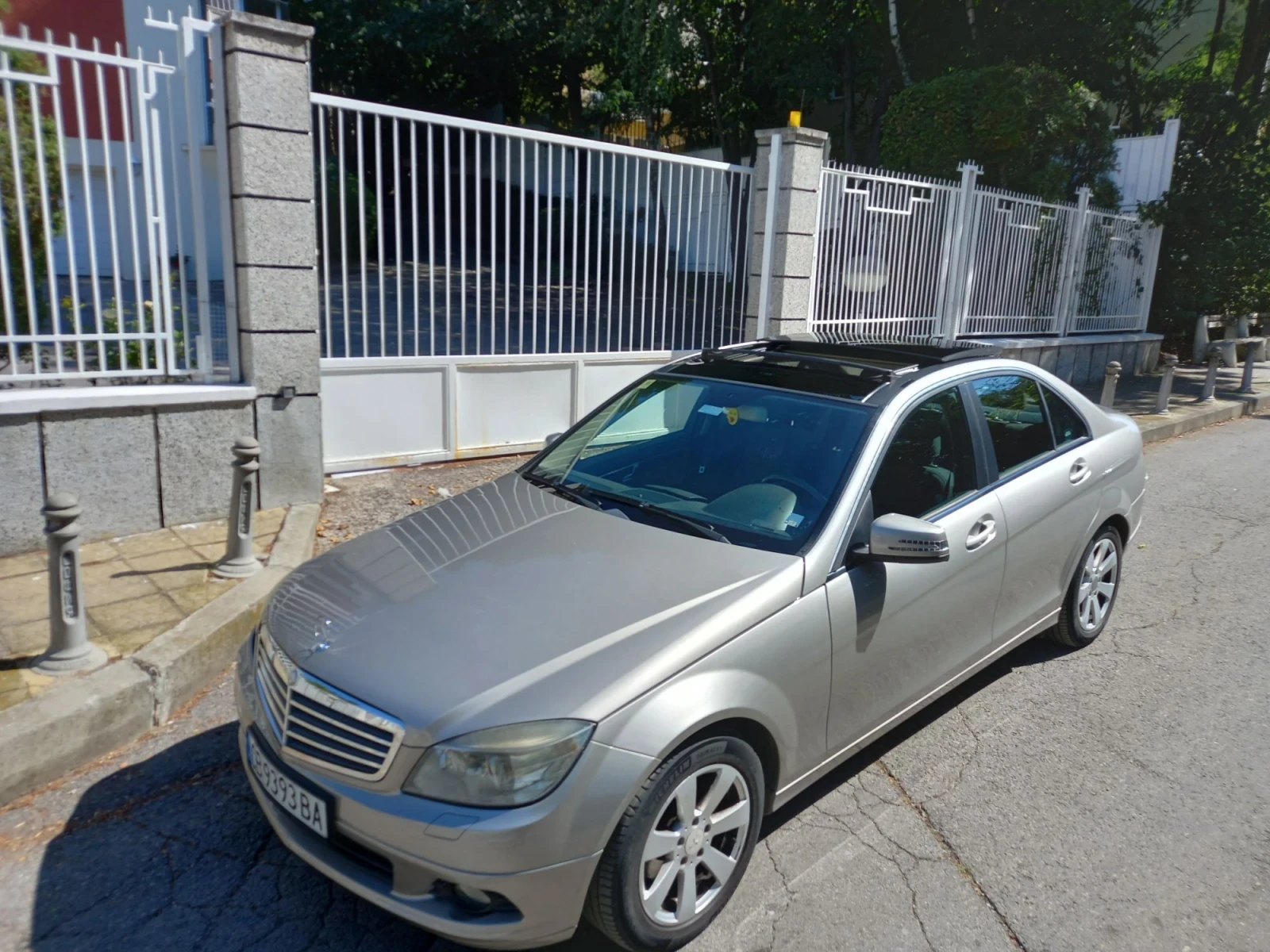 Mercedes-Benz C 180, снимка 3 - Автомобили и джипове - 56080506