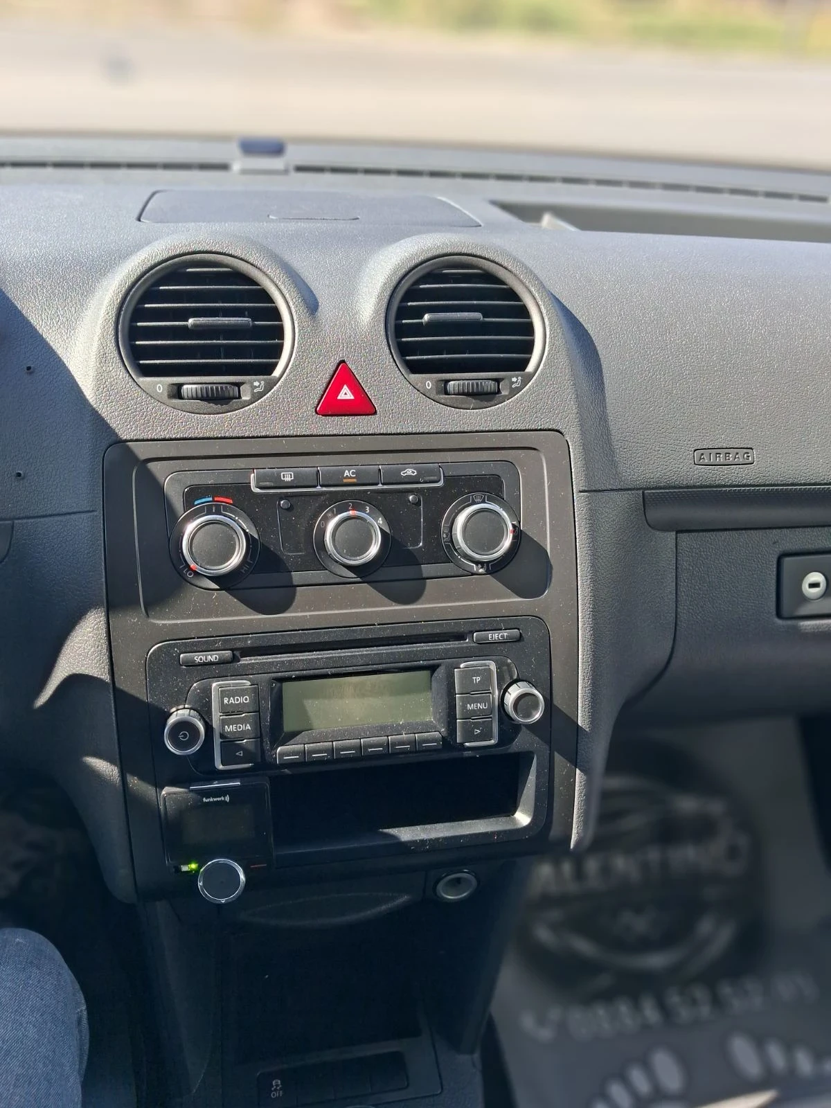 VW Caddy 2.0 Метан 30е 430км , снимка 17 - Автомобили и джипове - 56335496