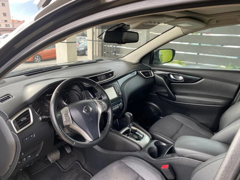 Nissan Qashqai 1.6cdi kamera* panorama* pamet* Ful, снимка 8 - Автомобили и джипове - 46355106