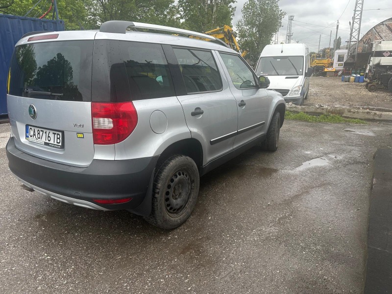 Skoda Yeti, снимка 3 - Автомобили и джипове - 46068442
