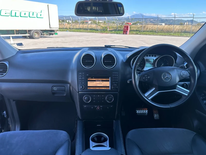 Mercedes-Benz ML 350 Sport, снимка 16 - Автомобили и джипове - 47335200