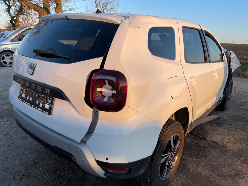 Dacia Duster 1.3 TCe, снимка 6 - Автомобили и джипове - 49149853