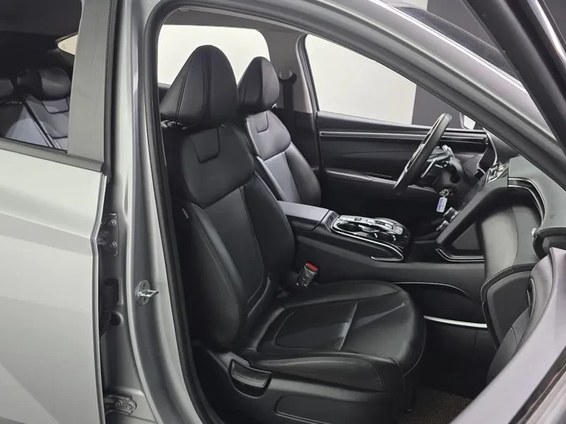 Hyundai Tucson DIESEL 2.0 4WD MODERN, снимка 12 - Автомобили и джипове - 55263471