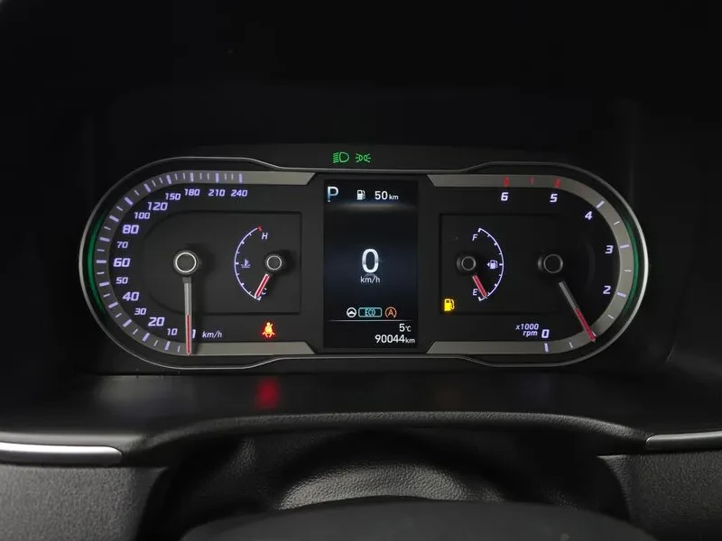 Hyundai Tucson DIESEL 2.0 4WD MODERN, снимка 8 - Автомобили и джипове - 55263471