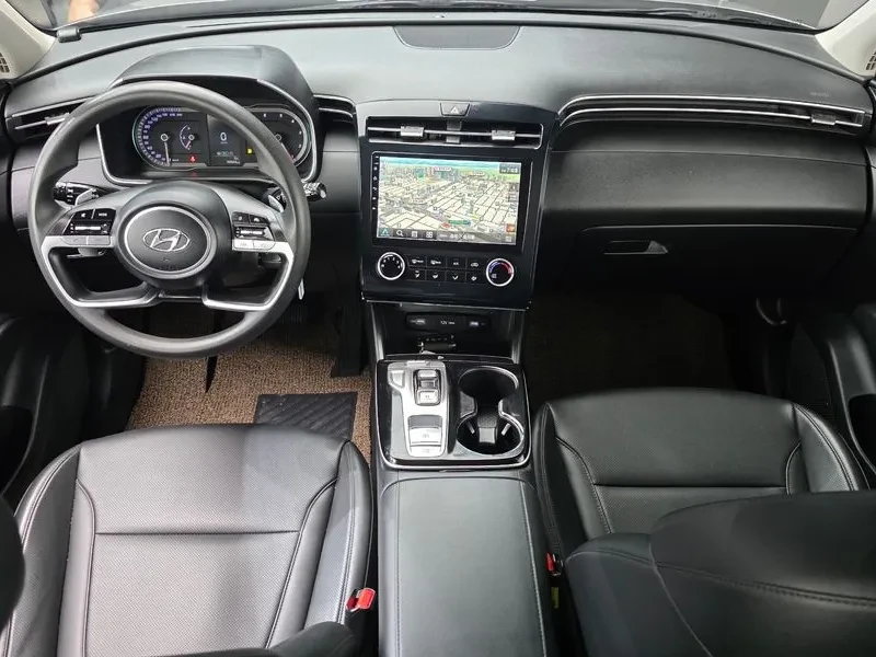 Hyundai Tucson DIESEL 2.0 4WD MODERN, снимка 7 - Автомобили и джипове - 55263471