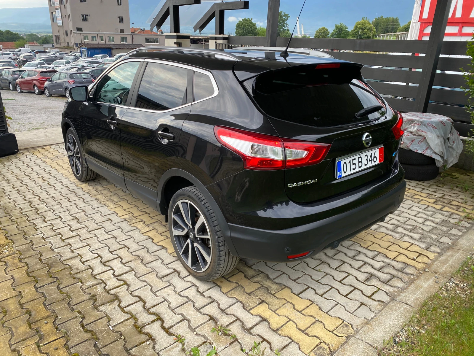 Nissan Qashqai 1.6cdi kamera* panorama* pamet* Ful - изображение 6