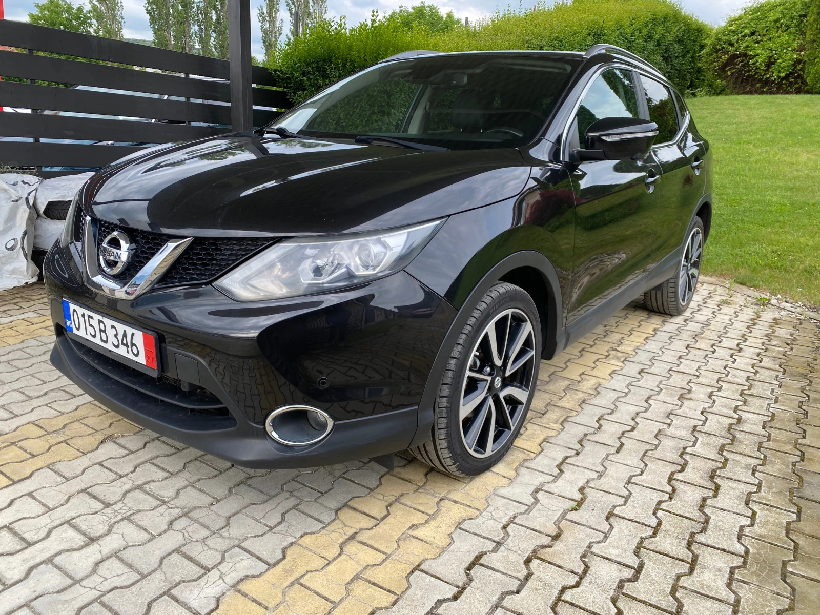 Nissan Qashqai 1.6cdi kamera* panorama* pamet* Ful - изображение 3