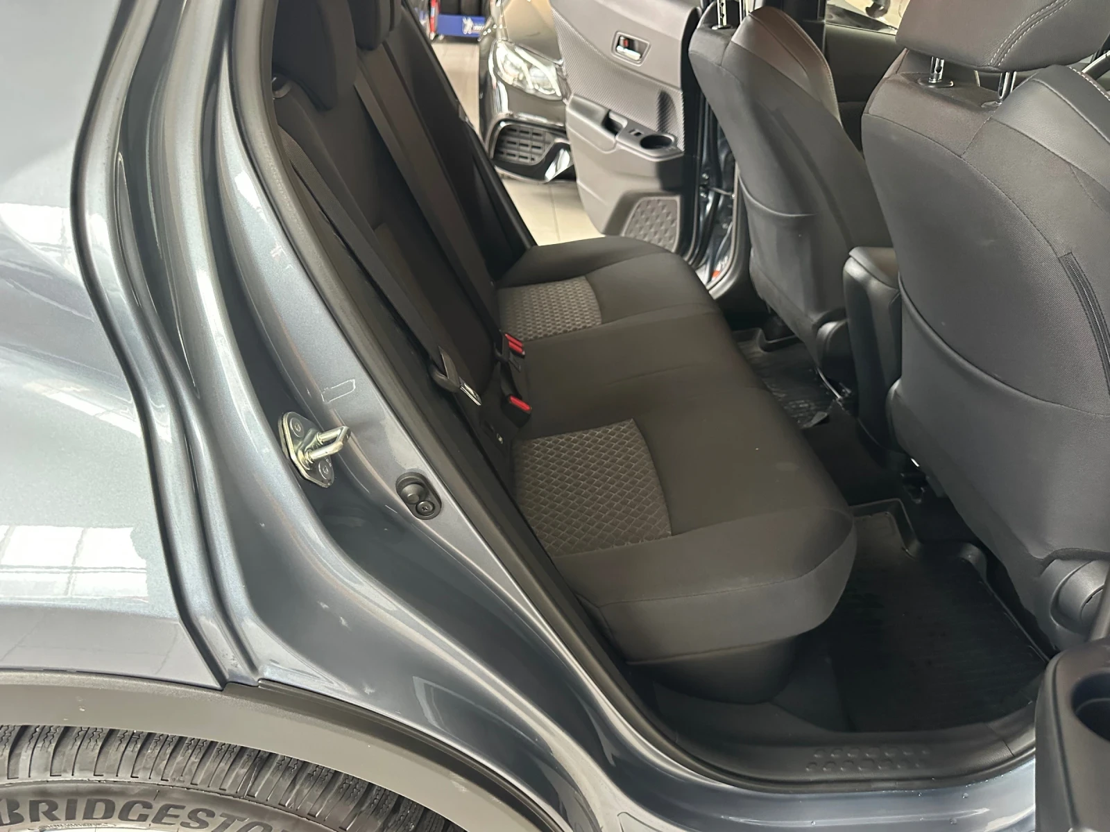 Toyota C-HR 2.0* 184 . | Mobile.bg   11