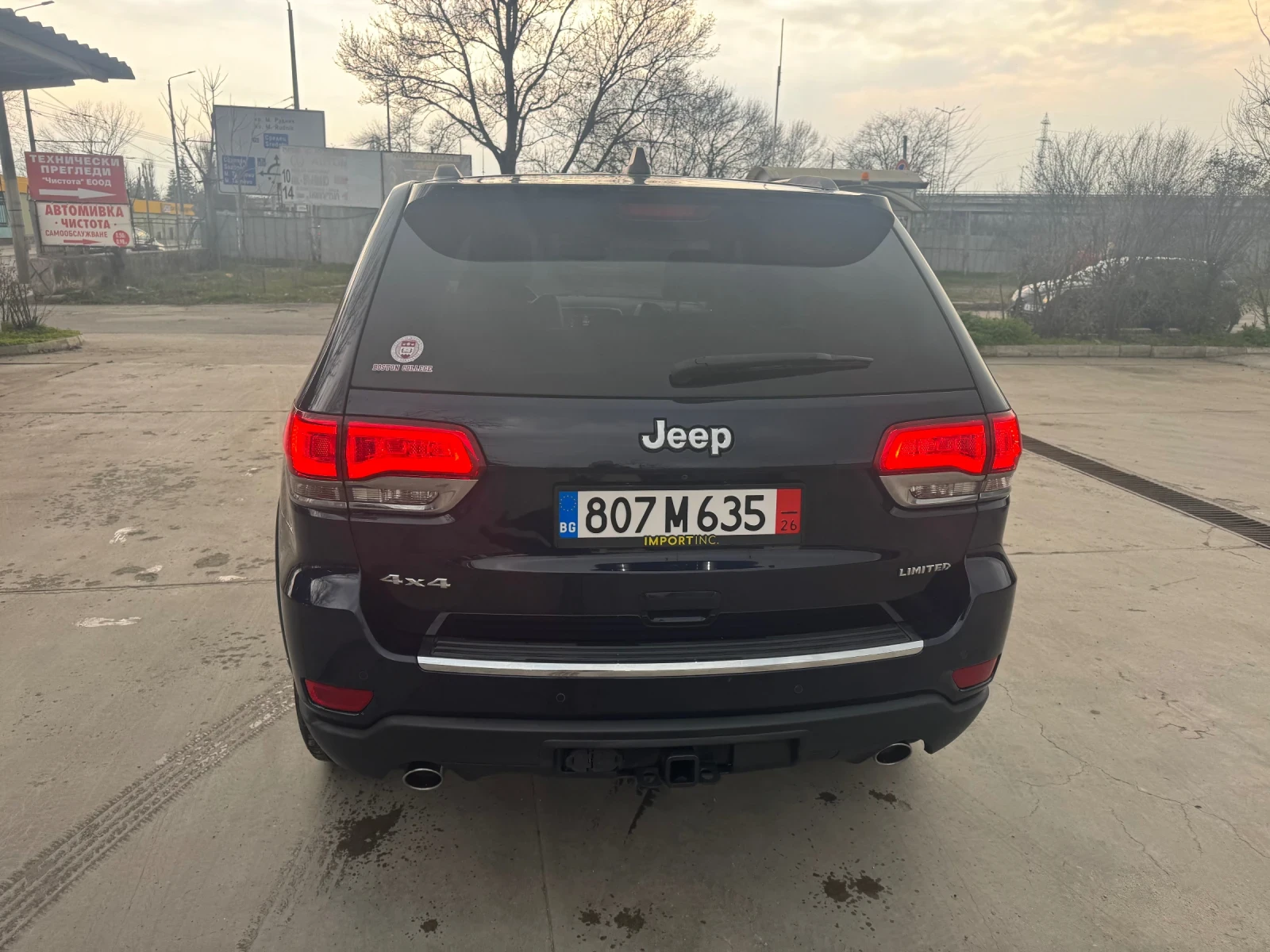 Jeep Grand cherokee 5.7 HEMI Limited 29000км!, снимка 5 - Автомобили и джипове - 53726342