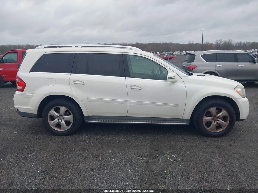 Mercedes-Benz GL 450 4.6l 4Matic, снимка 13 - Автомобили и джипове - 54047285