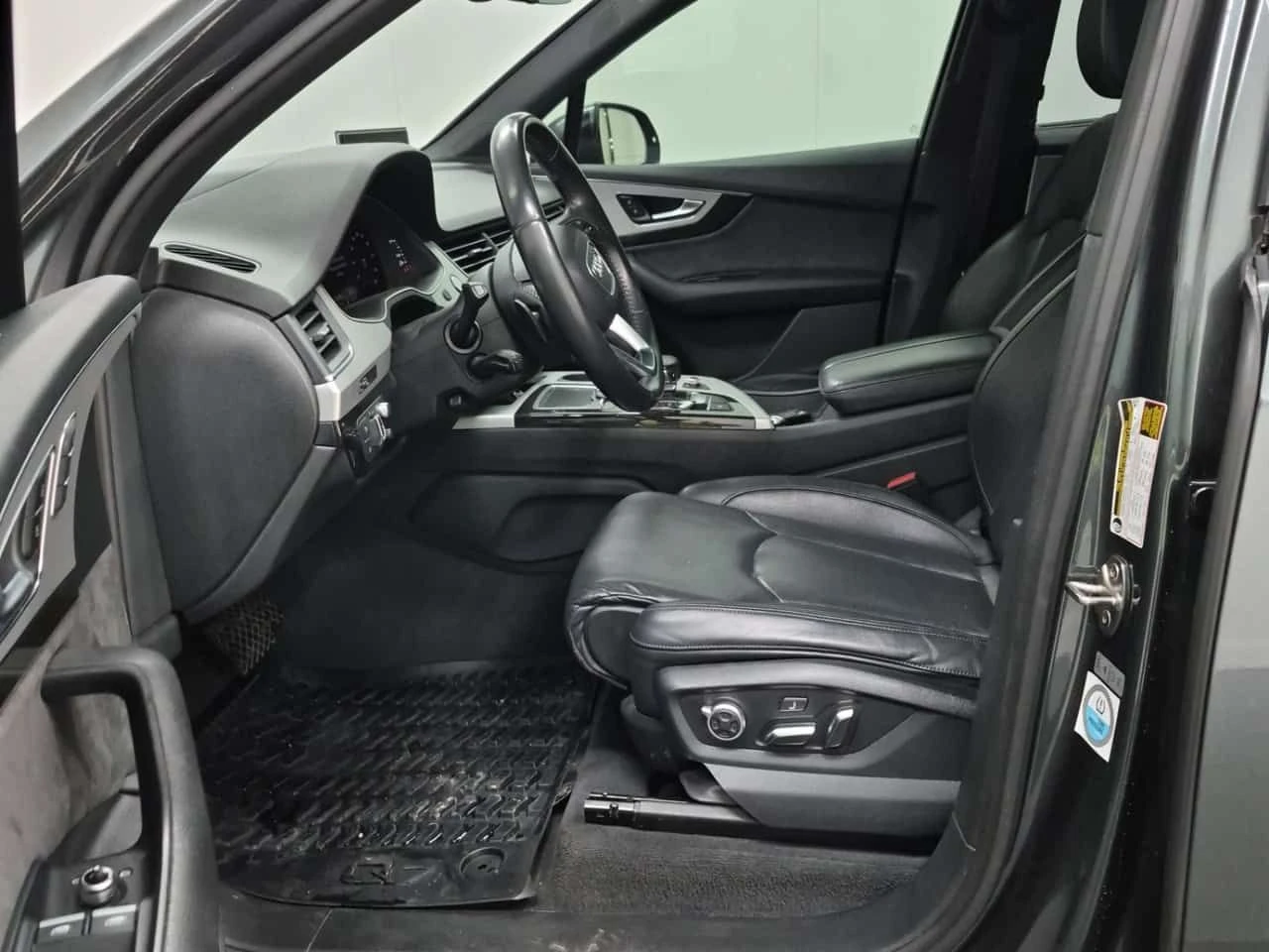 Audi Q7 TECHNIK  CARFAX, снимка 5 - Автомобили и джипове - 55049015