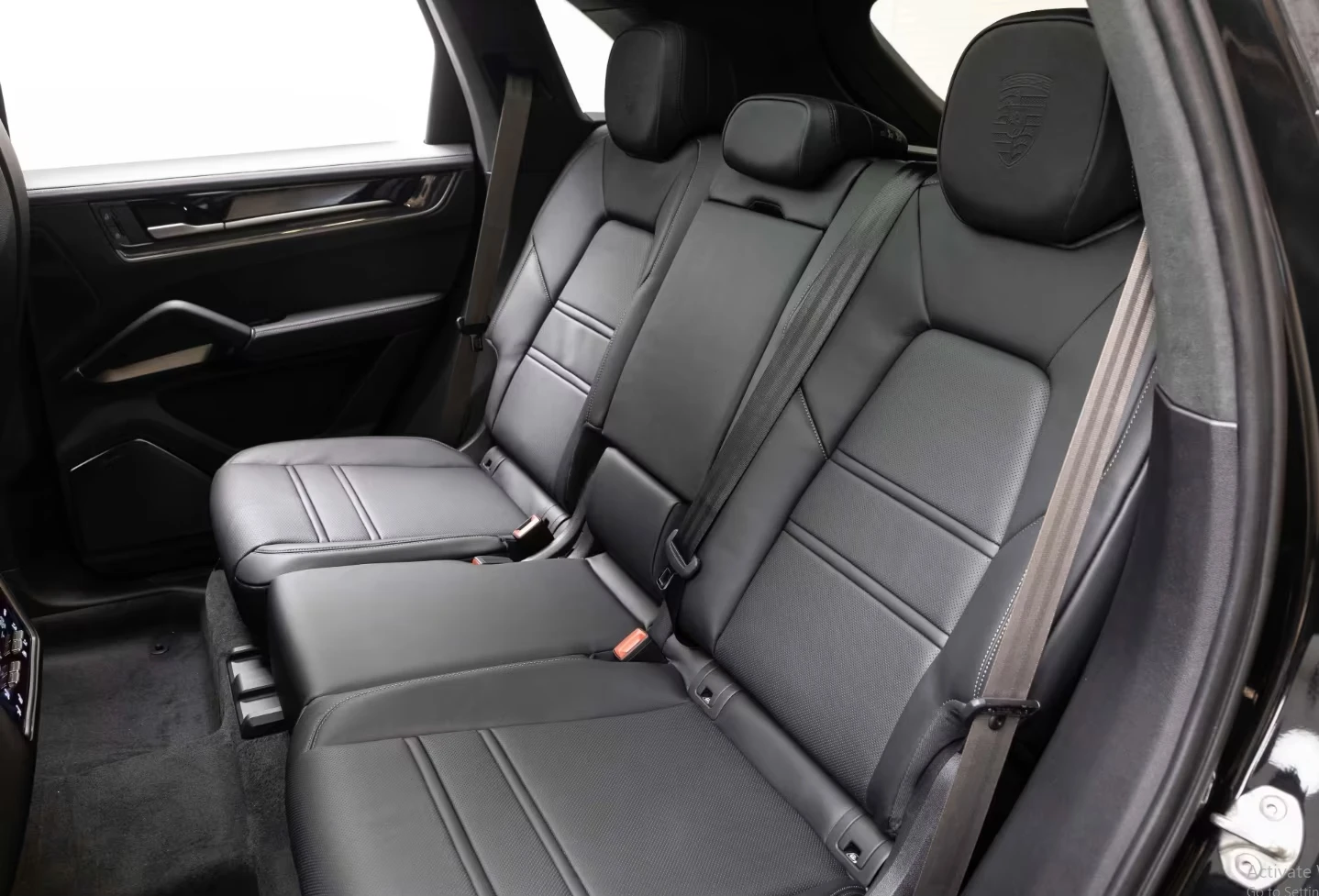 Porsche Cayenne Turbo* E-Hybrid* Burmester* Pano* PDCC, снимка 7 - Автомобили и джипове - 55412959
