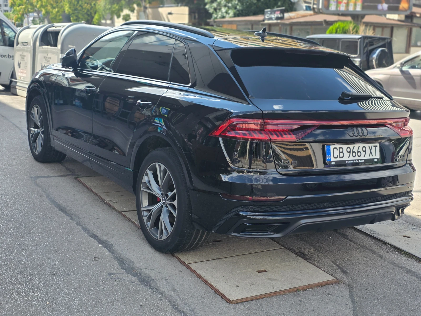 Audi Q8, снимка 5 - Автомобили и джипове - 55415637