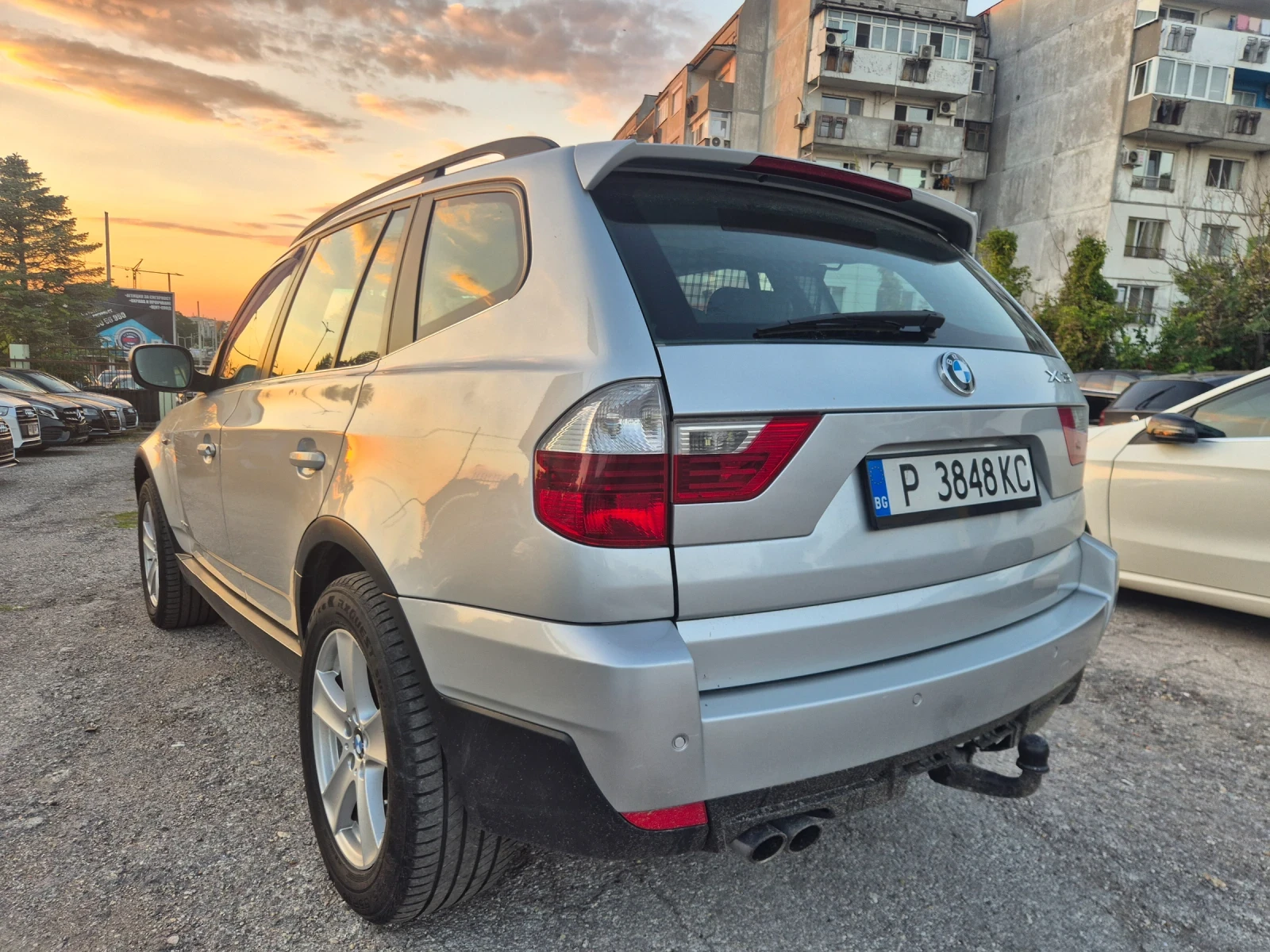 BMW X3 3.0D* Xdrive* НАВИ* КОЖА* ПОДГРЕВ* ПАНОРАМА, снимка 3 - Автомобили и джипове - 56110856