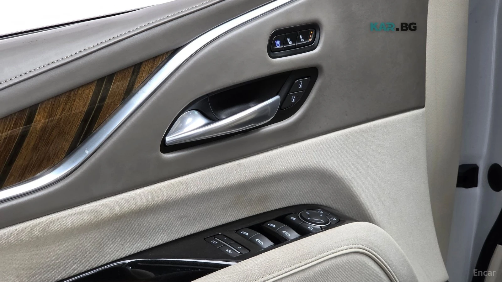 Cadillac Escalade 6.2* LUXURY* PLATINUM* ПОДГР* ОБДУХ* ПАНО* 360* FU, снимка 15 - Автомобили и джипове - 56180068