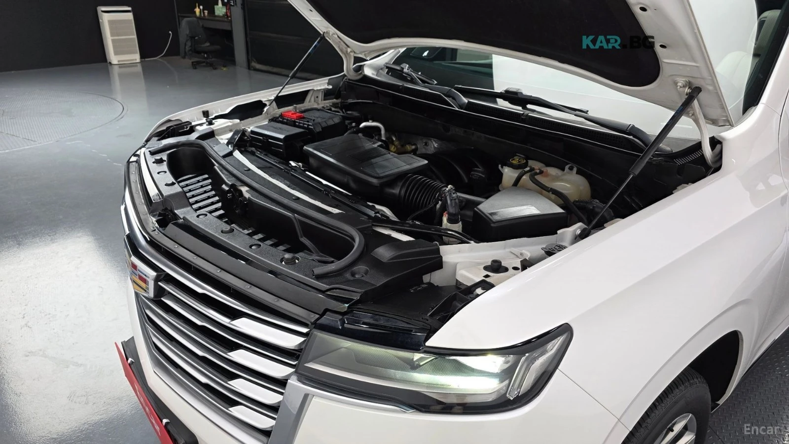 Cadillac Escalade 6.2* LUXURY* PLATINUM* ПОДГР* ОБДУХ* ПАНО* 360* FU, снимка 5 - Автомобили и джипове - 56180068